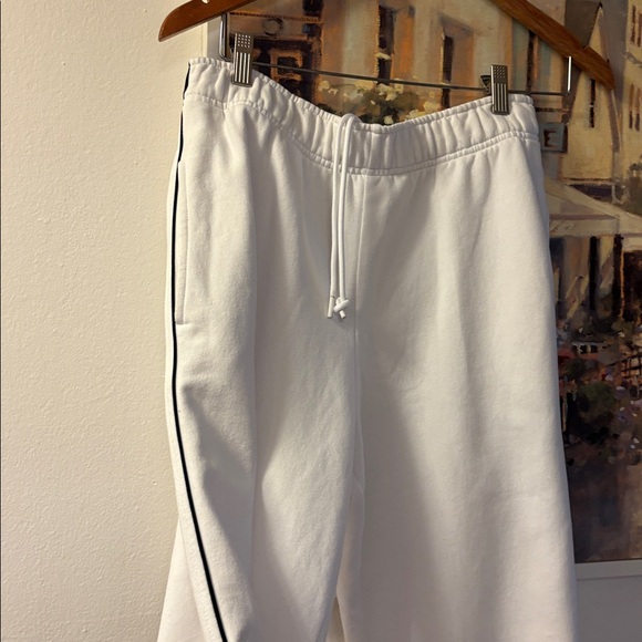 EUC Athleta Forever Fleece 2pc Tracksuit White Black Piping, Top M, Bottom S - Picture 6 of 7